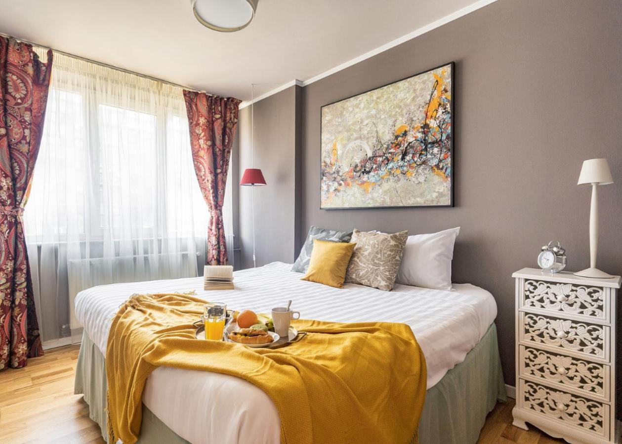 Spacious Downtown Apartment - Old Town Bucureşti Exterior foto
